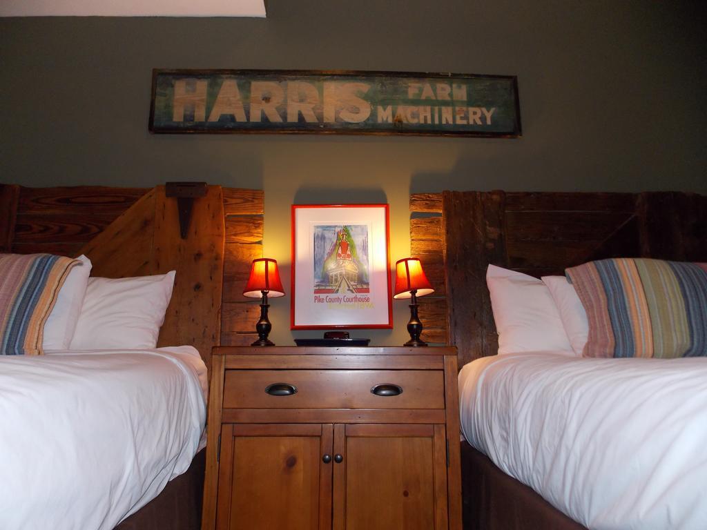 William Watson Hotel (Adults Only) Pittsfield Екстериор снимка