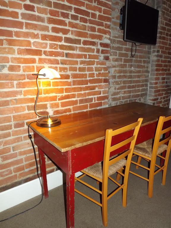 William Watson Hotel (Adults Only) Pittsfield Екстериор снимка